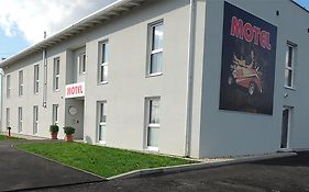 Avia Motel Bisamberg